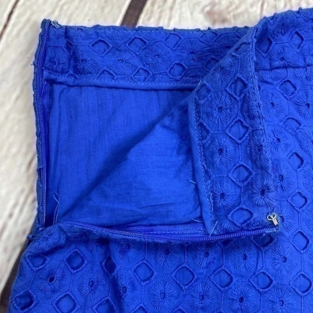 UEC Quinn eyelet royal blue shorts by Quinn size 8